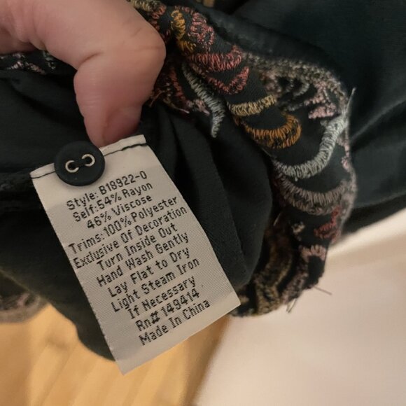 Johnny Was Biya Green Embroidered Button up Tunic Top - Picture 4 of 5